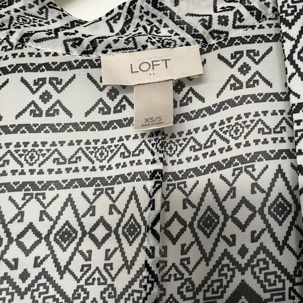 LOFT Monochrome Geometric Top